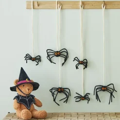 Kids West Elm Ed Emberley Felt Spiders Hanging Decor