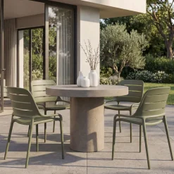West Elm Newcastle Round Indoor/Outdoor Dining Table (–)